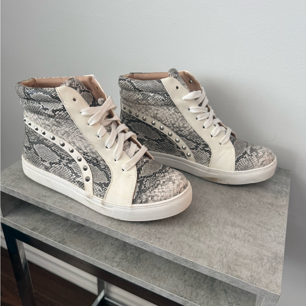 Snake Print Studded Hightop Sneakers 7.5